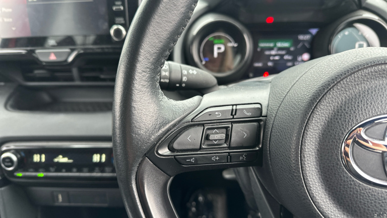 Toyota Yaris 1.5 Hybrid Launch Edition 5dr CVT Hybrid Hatchback